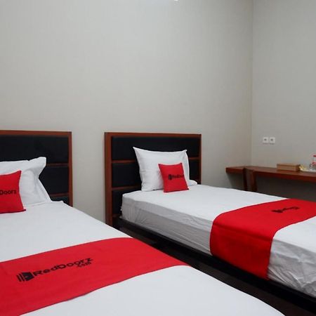 فندق Reddoorz Near Kampus Ump Purwokerto 2 Sumbang المظهر الخارجي الصورة