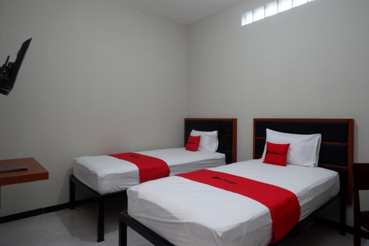 فندق Reddoorz Near Kampus Ump Purwokerto 2 Sumbang المظهر الخارجي الصورة