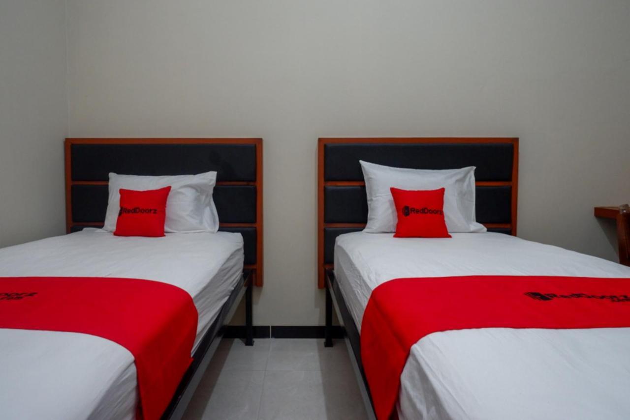 فندق Reddoorz Near Kampus Ump Purwokerto 2 Sumbang المظهر الخارجي الصورة