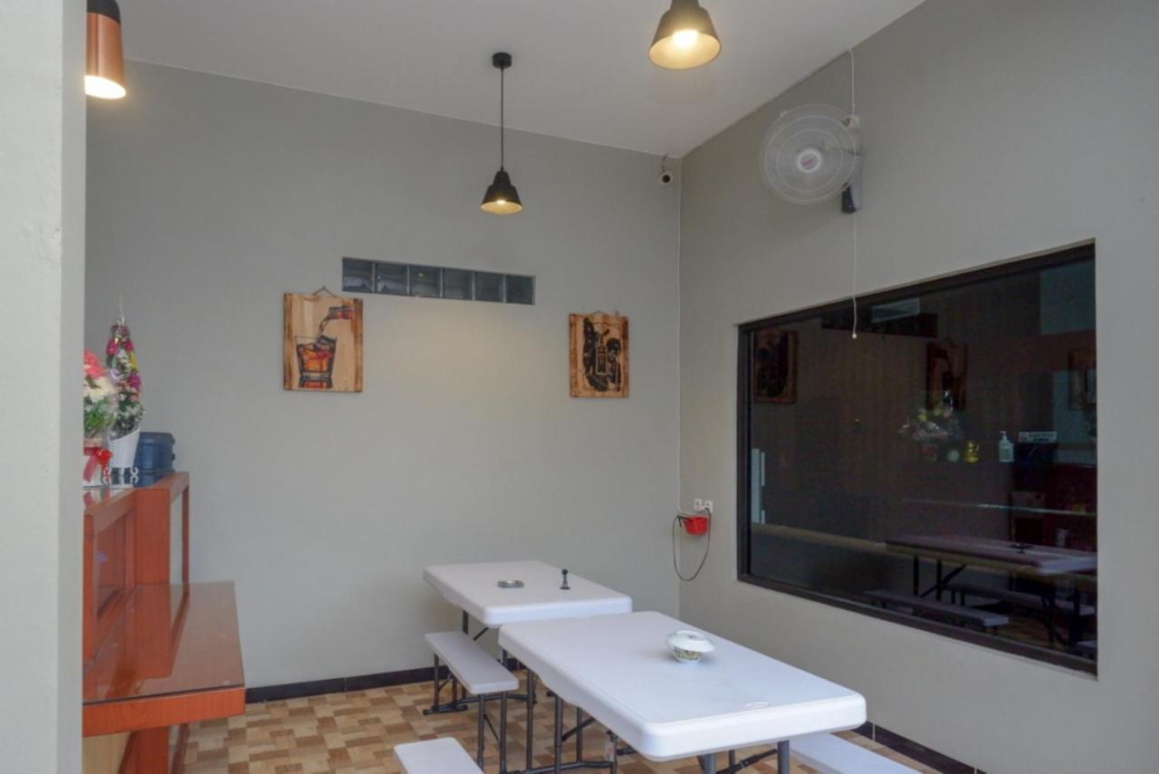 فندق Reddoorz Near Kampus Ump Purwokerto 2 Sumbang المظهر الخارجي الصورة